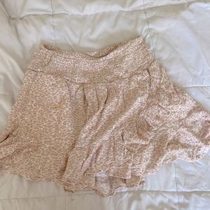 Pink/beige cheetah print skirt